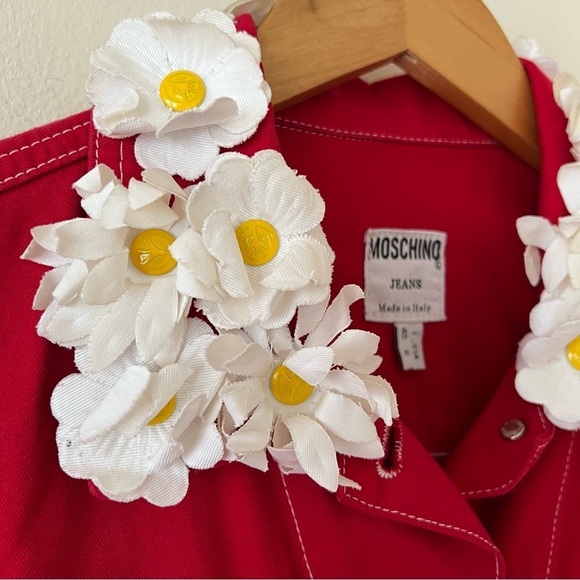 Vintage MOSCHINO "Love Me, Love Me Not" Daisy Collar Denim Jacket - Picture 8 of 14